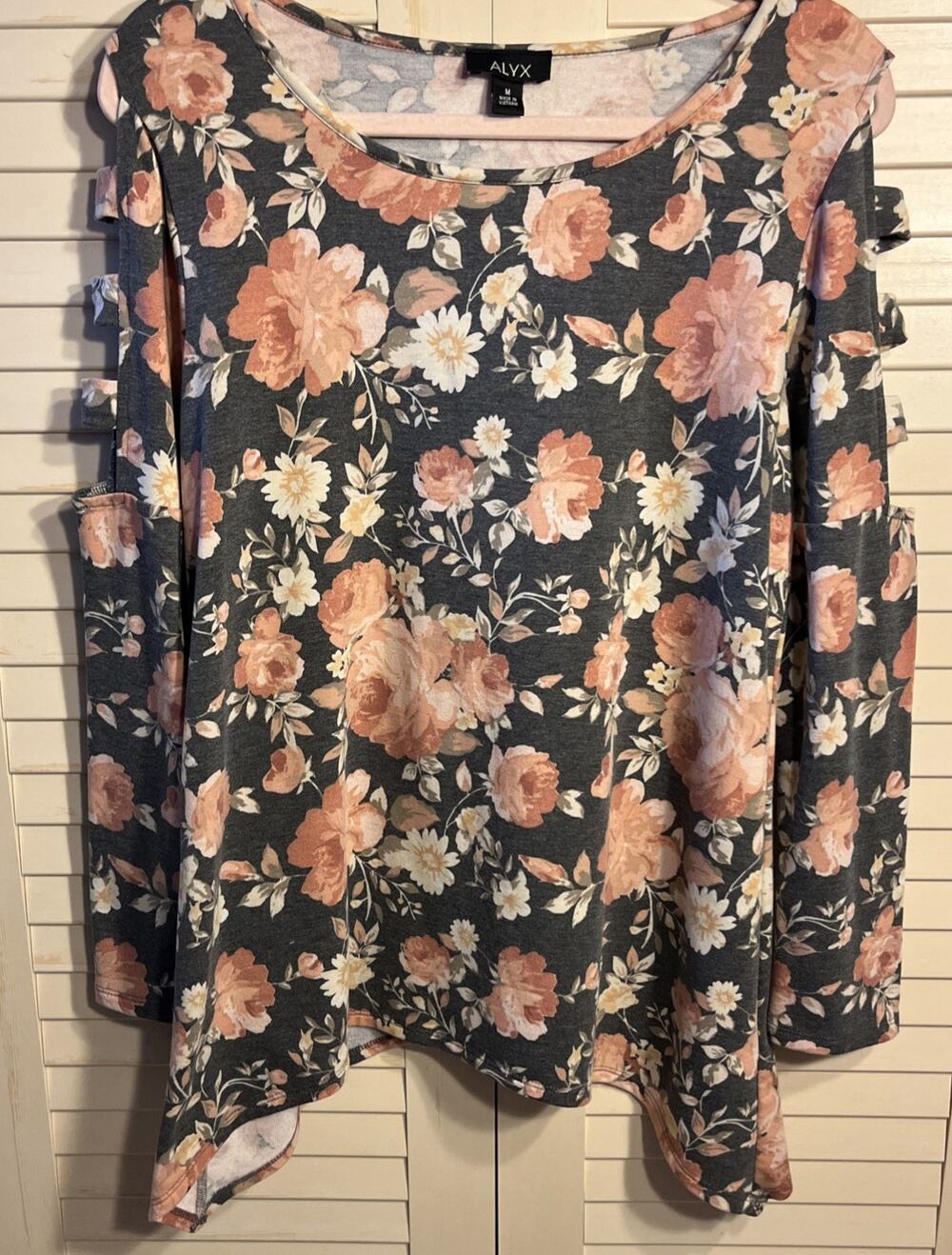 Alyx Top Tunic Long Sleeve Poly Rayon Gray Pink Floral Women's Size Medium
